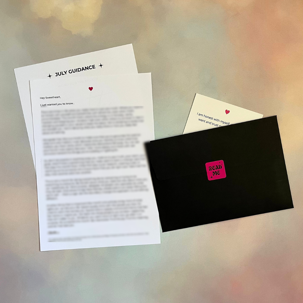 The Sweethearts Club – Monthly Mailing Box