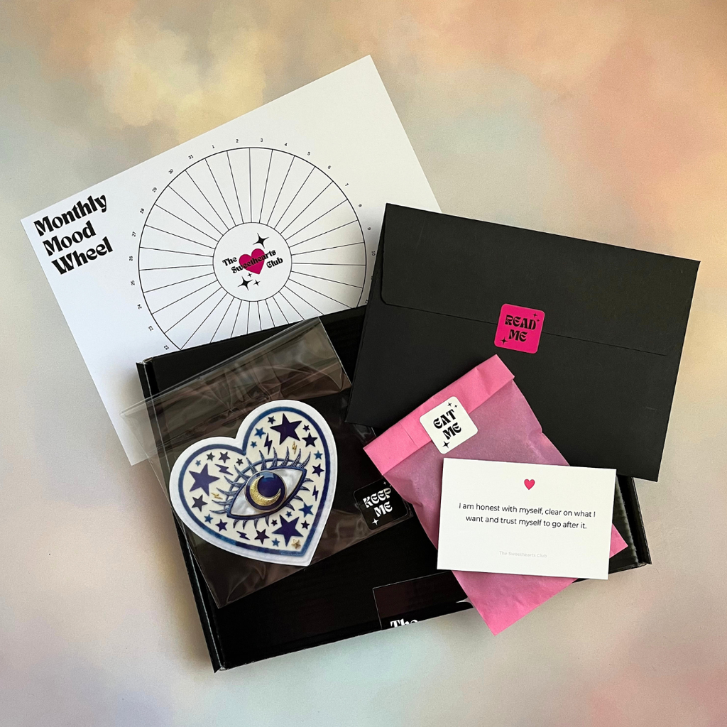 The Sweethearts Club – Monthly Mailing Box