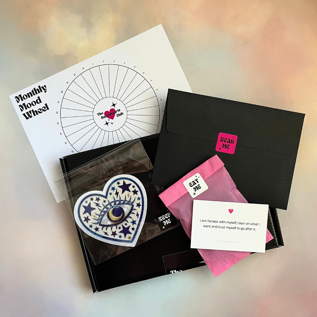 The Sweethearts Club – Monthly Mailing Box