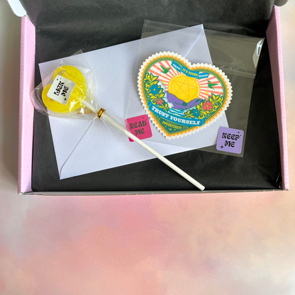 The Sweethearts Club – Monthly Mailing Box